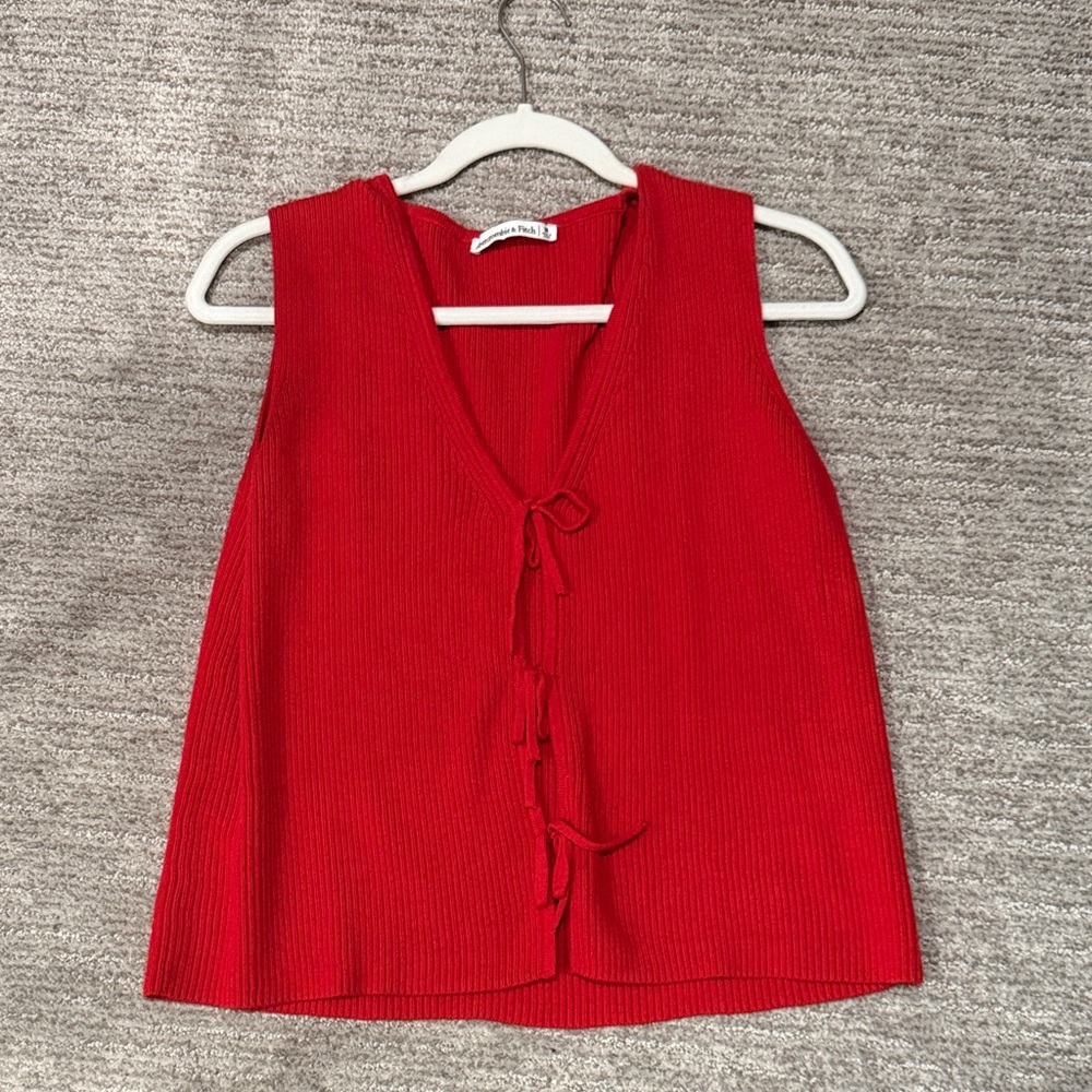 Abercrombie Tie Front Vneck sweater vest